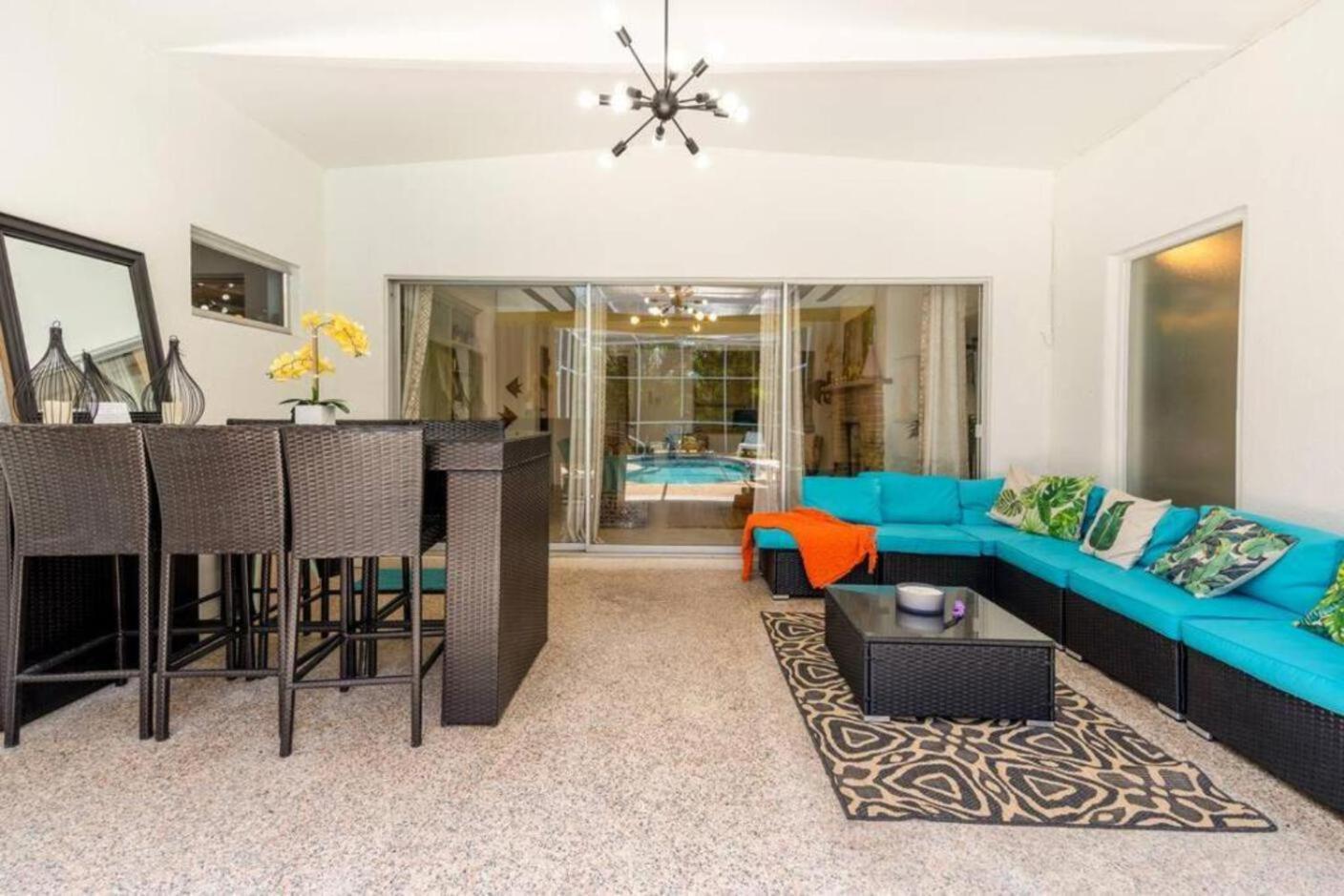 Fantastic Island House 1 Mile To The Beach With Heated Pool Sarasota Zewnętrze zdjęcie