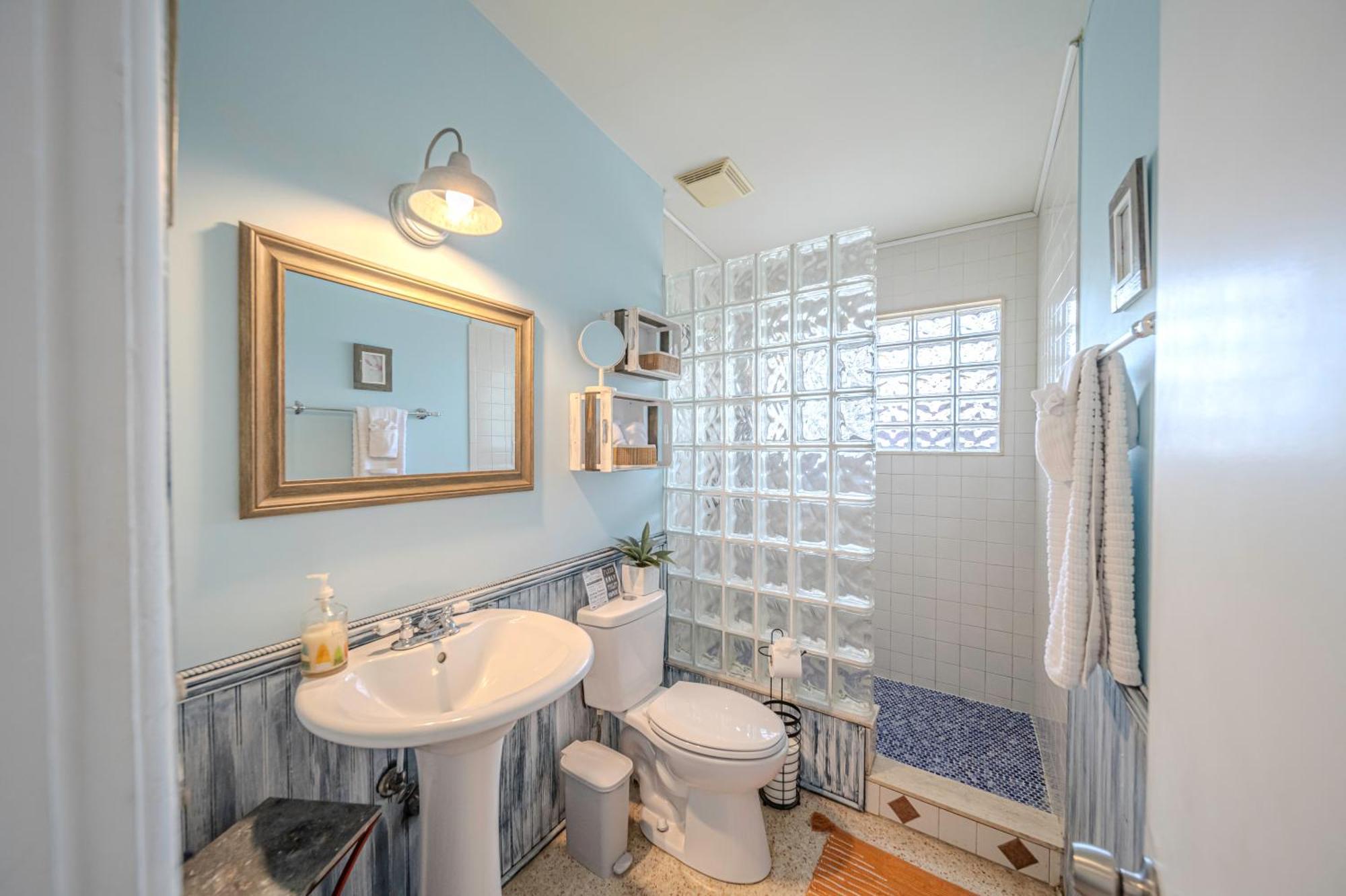 Fantastic Island House 1 Mile To The Beach With Heated Pool Sarasota Zewnętrze zdjęcie